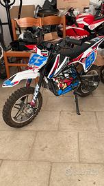 Mini cross