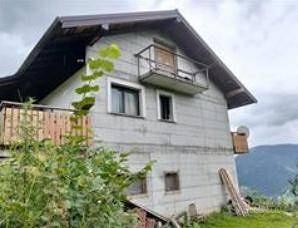 Immobile in asta di 354 m² con 4 locali e box auto
