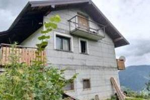 Immobile in asta di 354 m² con 4 locali e box auto
