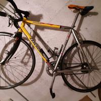 Basso Nova - Bici da corsa Italiana - Shimano 105