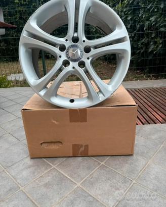 Cerchi originali mercedes da 17