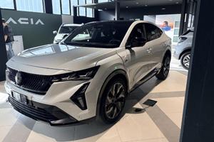 RENAULT Rafale Full Hybrid E-Tech 200 CV Esprit