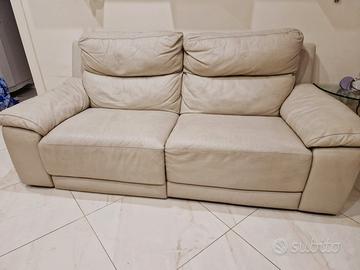 Divano in pelle motorizzato. Poltrone e sofà