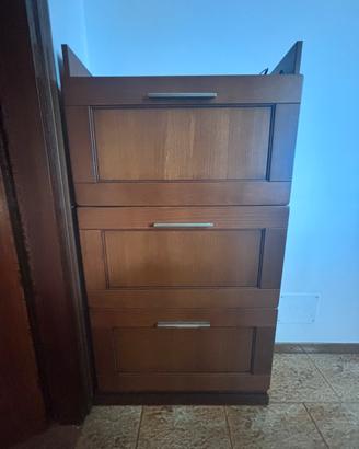 Scarpiera in legno