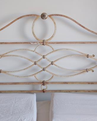 Letto in ferro battuto matrimoniale 