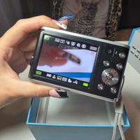 fotocamera digitale comprata su amazon