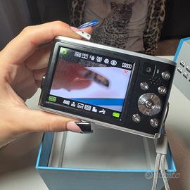 fotocamera digitale comprata su amazon