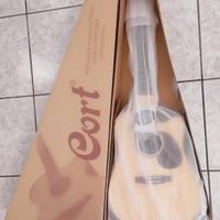 Chitarra acustica elettrificata NUOVA CORT MR710F 