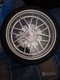 orologio a ruota