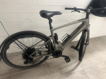 Bici elettrica cannondale neo carbon 1