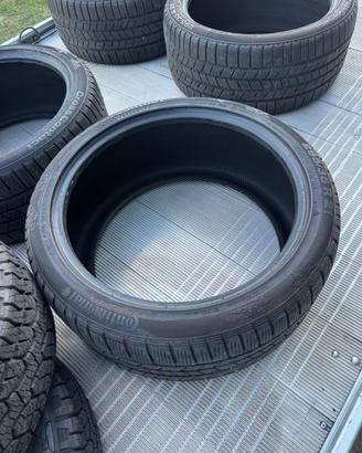 Gomme auto 295/35 R21