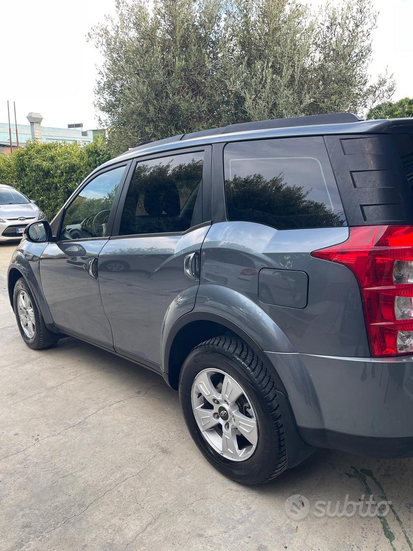Mahindra Xuv500 2015 photo 5