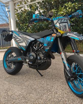 Husqvarna 701 SM 2023