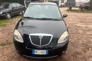 Lancia Ypsilon 1.2.