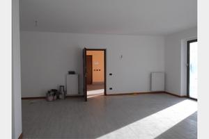 Vicoforte (CN), locale commerciale