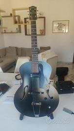 Godin 5th Avenue Kingpin P90 Black