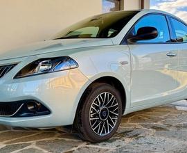 Lancia Ypsilon 1.0 FireFly 5 porte S&S Hybrid...