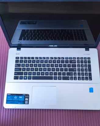 Notebook Asus 17.3 Intel i7 6Gb RAM  512 GB HDD