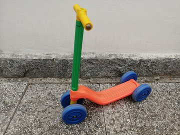 Cavalcabili e monopattini NUOVO