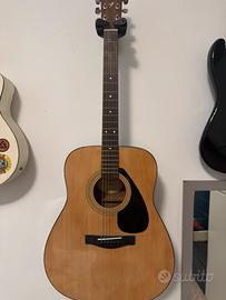 Chitarra YAMAHA F310