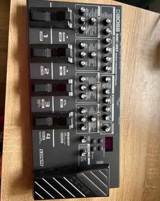 Pedaliera BOSS ME-80