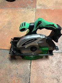 Sega circolare Hitachi C18DSL a batteria