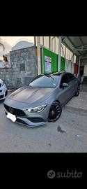Mercedes cla 200d premium amg 