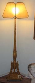 Antica lampada legno dorato