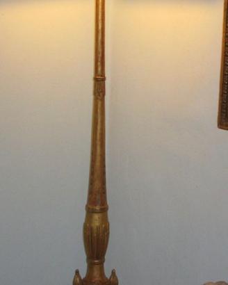 Antica lampada legno dorato