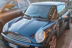 Mini cooper checkmate 2005 trattabile