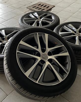 Cerchi 17" Lexus/Toyota con gomme estive e sensori
