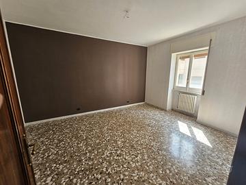 Ampio quadrivani luminoso