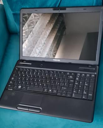Notebook Toshiba Satellite C660