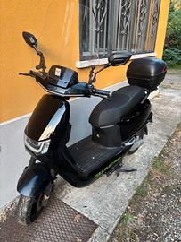 Scooter elettrico Sunra Robo S - 2022