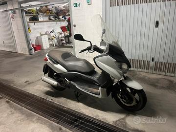 Yamaha X-Max 250 anno 2011