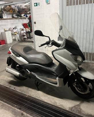 Yamaha X-Max 250 anno 2011