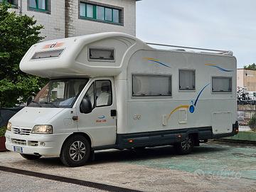 camper mansardato C.I.