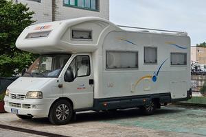 camper mansardato C.I.