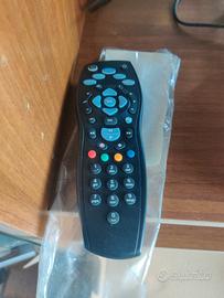telecomando Sky HD