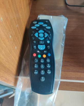 telecomando Sky HD