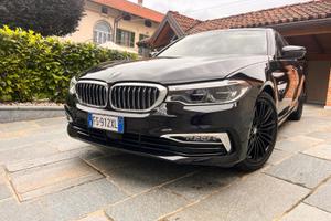 BMW 520xd Berlina Luxury 190hp