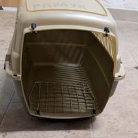 Stock attrezzatura per gatti