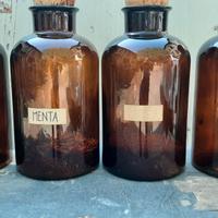 Vecchi vasi da erboristeria/farmacia