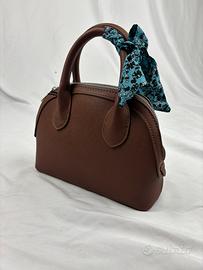 borsetta con foulard e tracolla