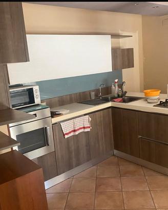 Cucina Moderna Angolare con Penisola