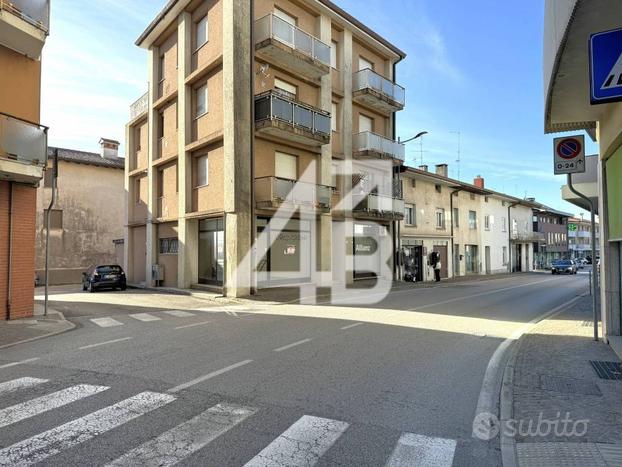 LOCALE COMMERCIALE - 80M² - VIA ROMA, 13 MAJANO (U