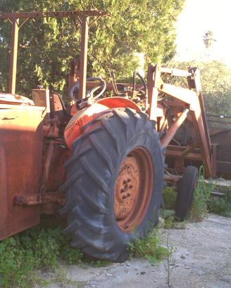 trattore nuffield 460 con pala  caricatore