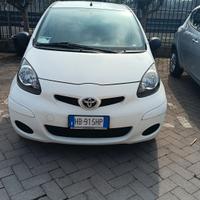 Toyota Aygo 2011 benzina