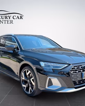 Audi A3 2.0 tdi Identity Contrast S line 150cv s-t
