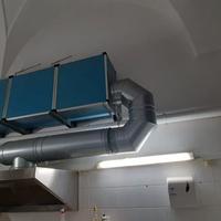 CAPPA DI ASPIRAZIONE A CARBONI ATTIVI